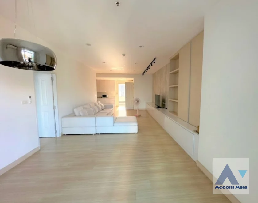  1  3 br Condominium For Rent in Charoen Nakhon ,Bangkok BTS Krung Thon Buri at Baan Sathorn Chaophraya AA38209