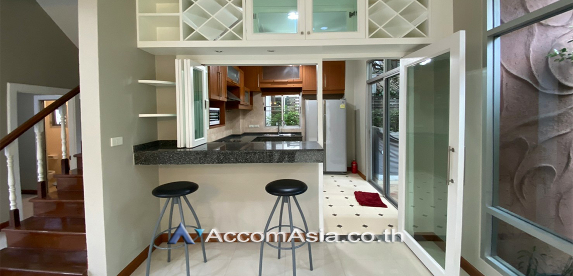 11  5 br House for rent and sale in Sukhumvit ,Bangkok BTS Nana 95245