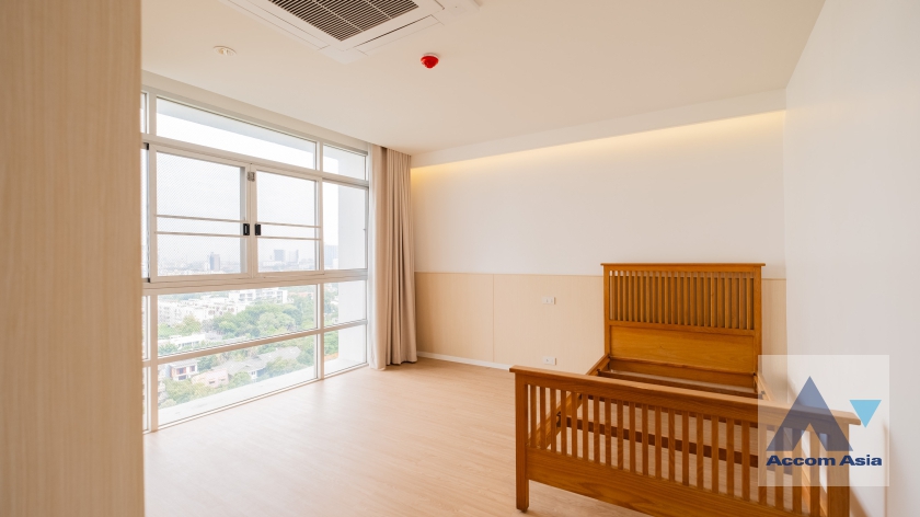 11  3 br Condominium for rent and sale in Sukhumvit ,Bangkok BTS Ekkamai at La Cascade AA38232