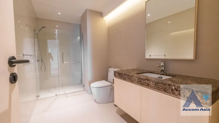 15  3 br Condominium for rent and sale in Sukhumvit ,Bangkok BTS Ekkamai at La Cascade AA38232