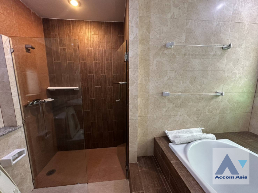 13  3 br House for rent and sale in Sukhumvit ,Bangkok BTS Nana 95248