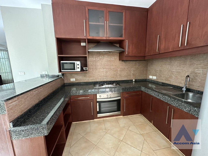 9  3 br House for rent and sale in Sukhumvit ,Bangkok BTS Nana 95248