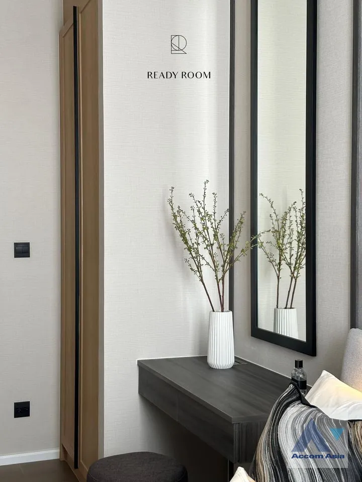 unit 1 Bedroom  Condominium For Rent in Ploenchit, Bangkok  near BTS National Stadium (AA38297)