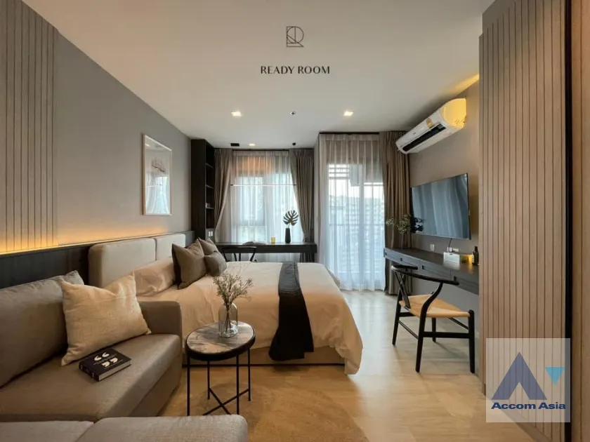 unit 1 Bedroom  Condominium For Rent in Ploenchit, Bangkok  near BTS Ploenchit (AA38316)