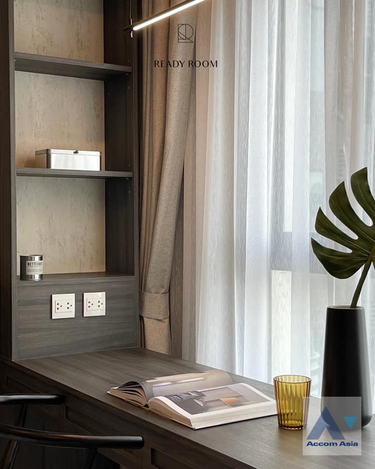 4  1 br Condominium For Rent in Ploenchit ,Bangkok BTS Ploenchit at Life One Wireless AA38316