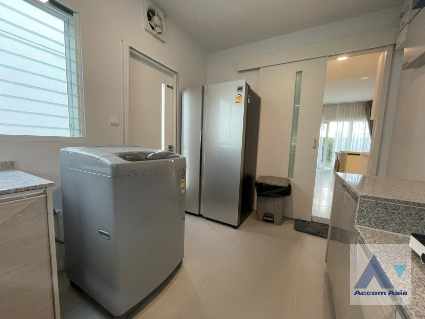 5  4 br House For Rent in Pattanakarn ,Bangkok  at Mantana Bangna-Wongwaen AA38405