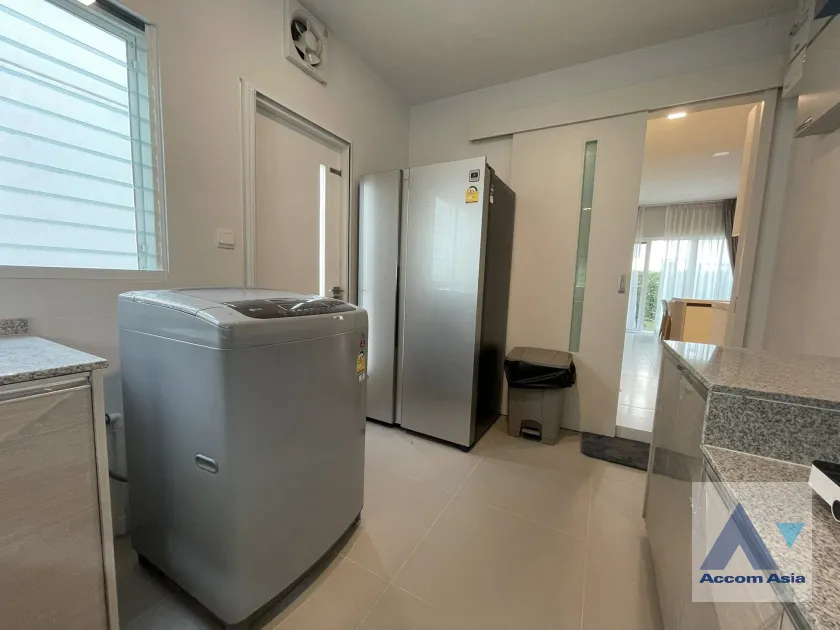 5  4 br House For Rent in Pattanakarn ,Bangkok  at Mantana Bangna-Wongwaen AA38405