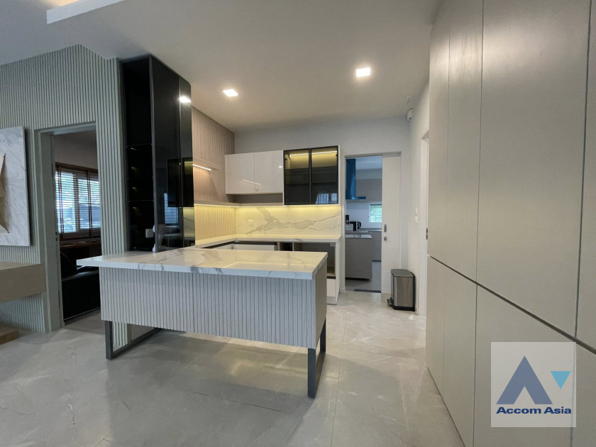 4  4 br House For Rent in Pattanakarn ,Bangkok  at Mantana Bangna-Wongwaen AA38405