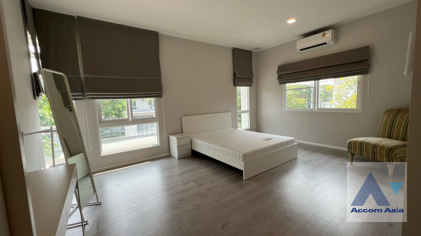 10  4 br House For Rent in Pattanakarn ,Bangkok  at Mantana Bangna-Wongwaen AA38405