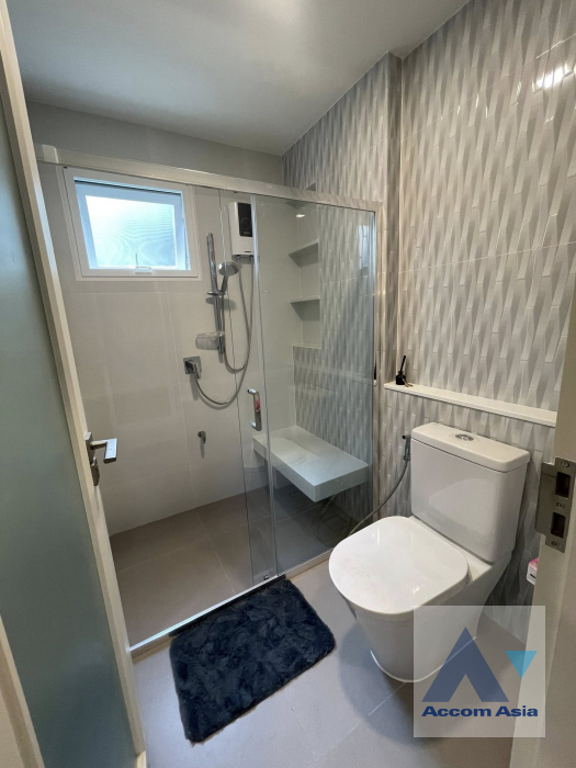 16  4 br House For Rent in Pattanakarn ,Bangkok  at Mantana Bangna-Wongwaen AA38405