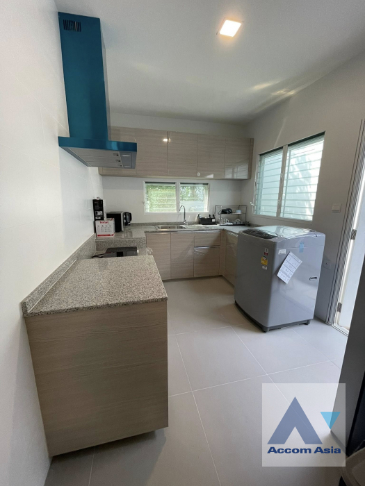 6  4 br House For Rent in Pattanakarn ,Bangkok  at Mantana Bangna-Wongwaen AA38405