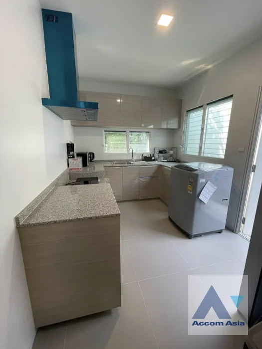 6  4 br House For Rent in Pattanakarn ,Bangkok  at Mantana Bangna-Wongwaen AA38405