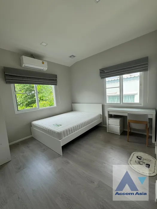 11  4 br House For Rent in Pattanakarn ,Bangkok  at Mantana Bangna-Wongwaen AA38405