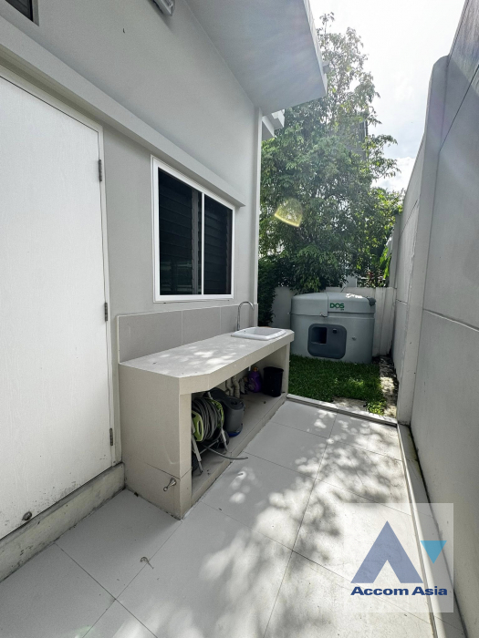 25  4 br House For Rent in Pattanakarn ,Bangkok  at Mantana Bangna-Wongwaen AA38405
