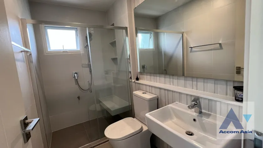 18  4 br House For Rent in Pattanakarn ,Bangkok  at Mantana Bangna-Wongwaen AA38405