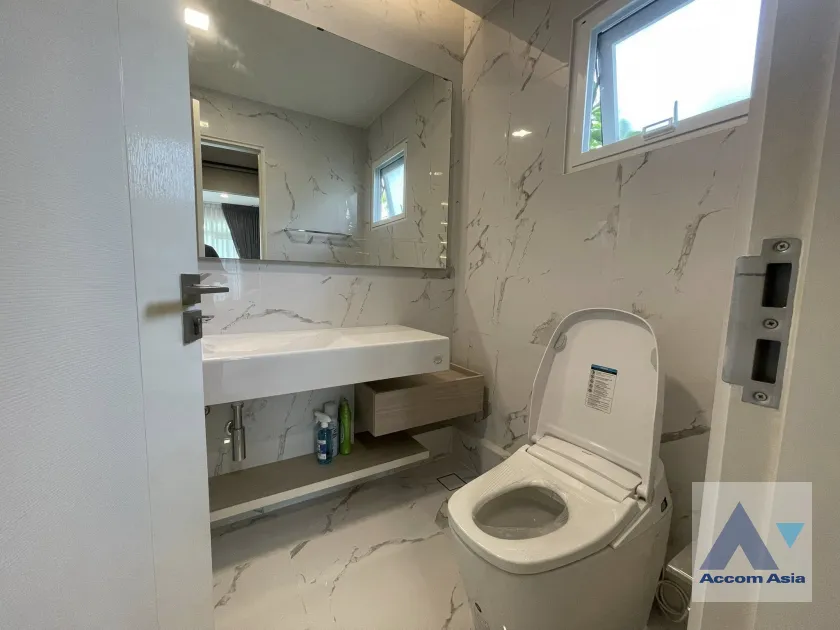 19  4 br House For Rent in Pattanakarn ,Bangkok  at Mantana Bangna-Wongwaen AA38405