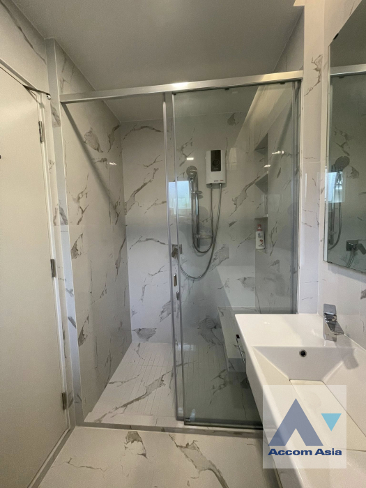 20  4 br House For Rent in Pattanakarn ,Bangkok  at Mantana Bangna-Wongwaen AA38405