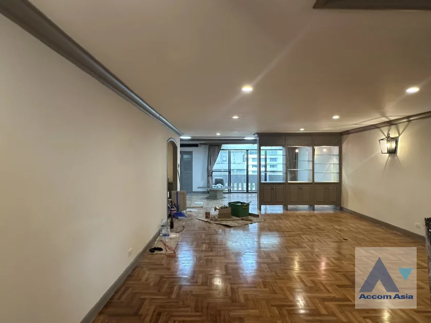 10  3 br Condominium For Rent in Sukhumvit ,Bangkok BTS Asok at Windsor Tower AA38438