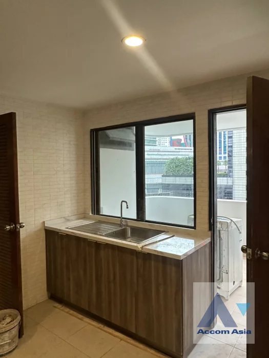 29  3 br Condominium For Rent in Sukhumvit ,Bangkok BTS Asok at Windsor Tower AA38438