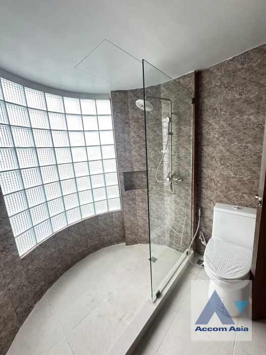 32  3 br Condominium For Rent in Sukhumvit ,Bangkok BTS Asok at Windsor Tower AA38438