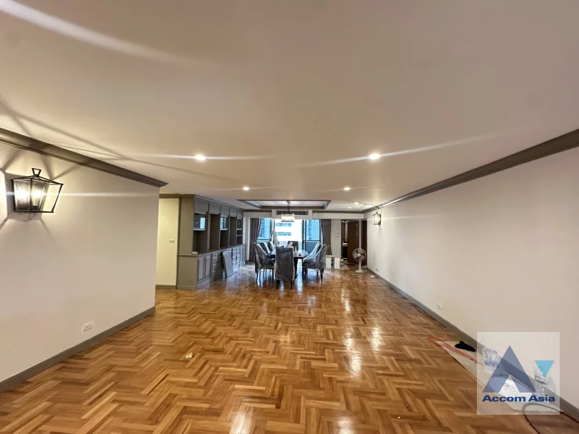  2  3 br Condominium For Rent in Sukhumvit ,Bangkok BTS Asok at Windsor Tower AA38438