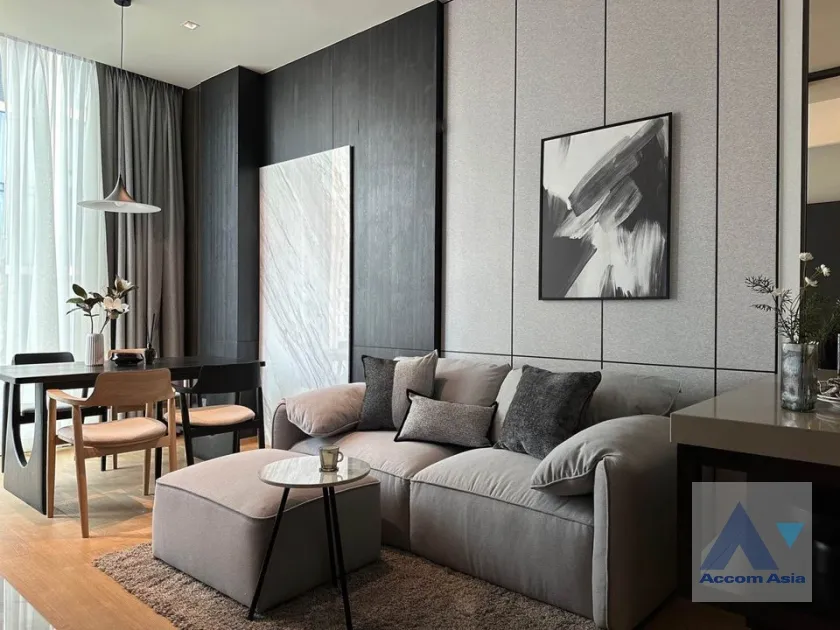 5  1 br Condominium For Rent in Ploenchit ,Bangkok BTS Chitlom at 28 Chidlom AA38446