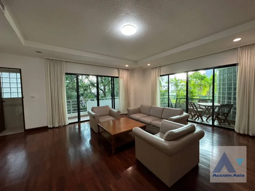 unitPet friendly |  3 Bedrooms  Apartment For Rent & Sale in Sukhumvit, Bangkok  near BTS Thong Lo (AA38509)
