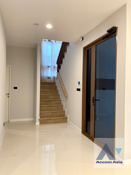 17  4 br House For Sale in Ramkhamhaeng ,Bangkok  at Burasiri Krungthep Kreetha AA38527