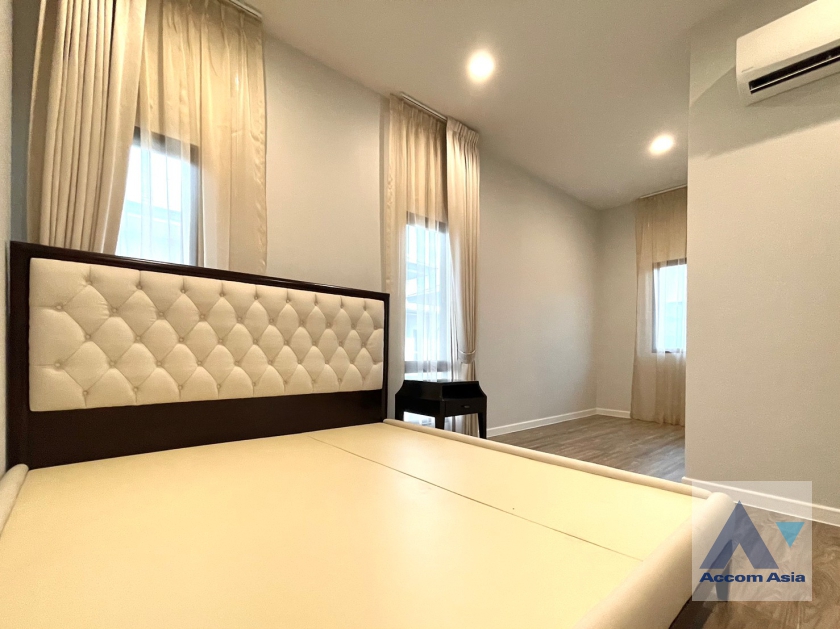 30  4 br House For Sale in Ramkhamhaeng ,Bangkok  at Burasiri Krungthep Kreetha AA38527