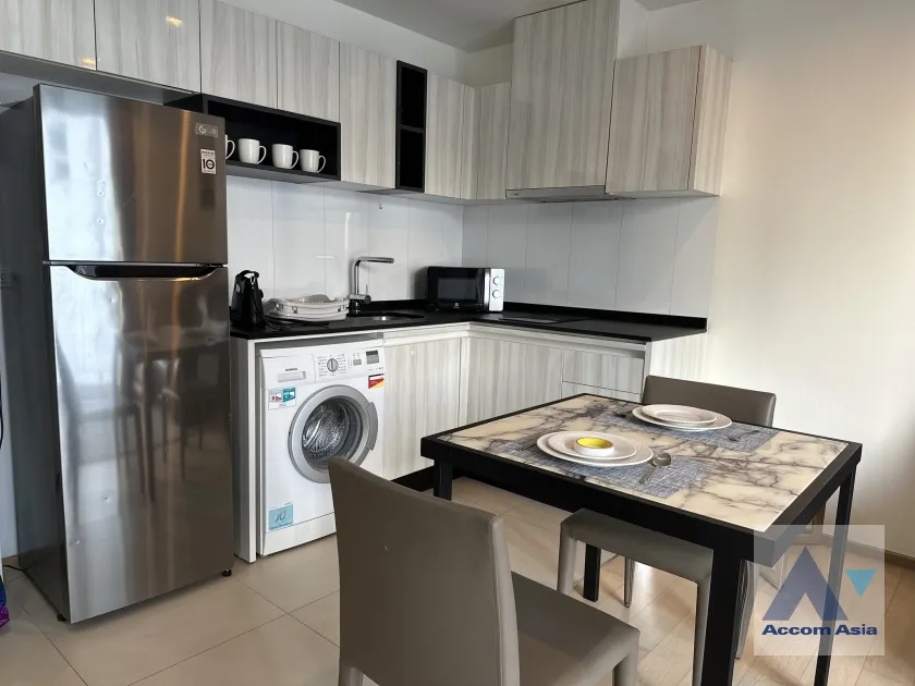 unit 1 Bedroom  Condominium For Rent in Sukhumvit, Bangkok  near BTS Thong Lo (AA38533)