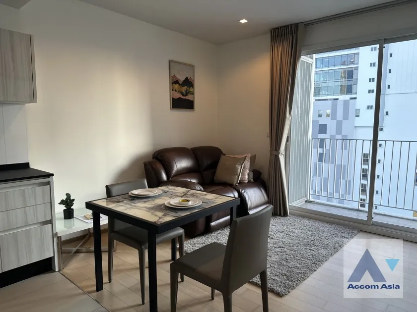 unit 1 Bedroom  Condominium For Rent in Sukhumvit, Bangkok  near BTS Thong Lo (AA38533)