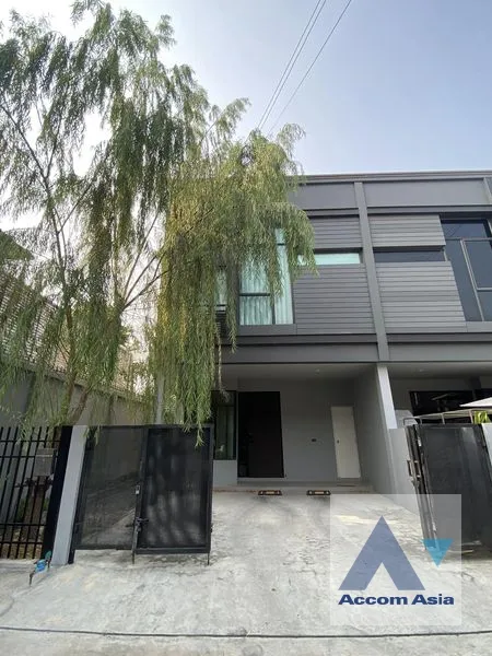 unit 2 Bedrooms  Townhouse For Rent in Petchkasem, Bangkok  near ARL Ban Thap Chang (AA38537)