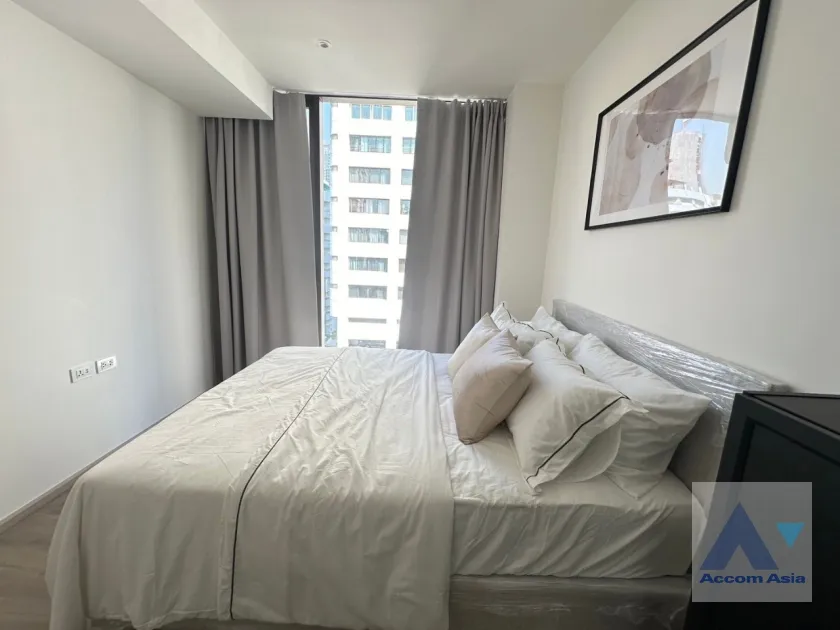 unit 2 Bedrooms  Condominium For Rent in Sukhumvit, Bangkok  near BTS Asok (AA38566)