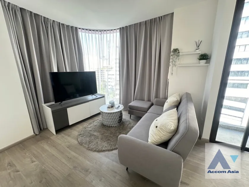 unit 2 Bedrooms  Condominium For Rent in Sukhumvit, Bangkok  near BTS Asok (AA38566)