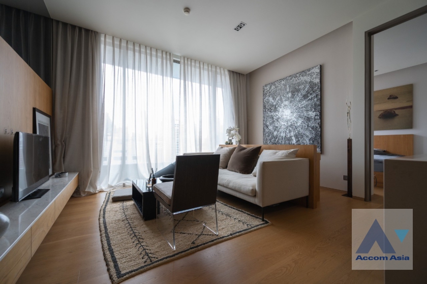  2  1 br Condominium for rent and sale in Silom ,Bangkok BTS Sala Daeng at Saladaeng One Condominium AA38571