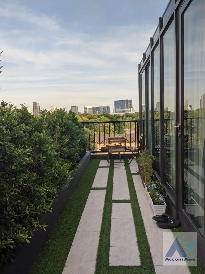 unit 2 Bedrooms  Condominium For Sale in Sukhumvit, Bangkok  near BTS Asok - BTS Nana (AA38578)