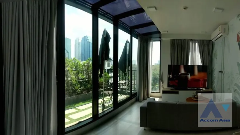 unit 2 Bedrooms  Condominium For Sale in Sukhumvit, Bangkok  near BTS Asok - BTS Nana (AA38578)