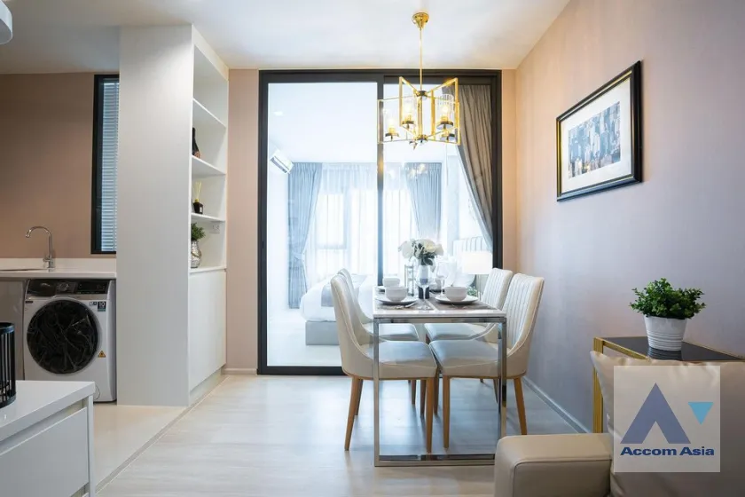unit 1 Bedroom  Condominium For Rent in Ploenchit, Bangkok  near BTS Ploenchit (AA38583)