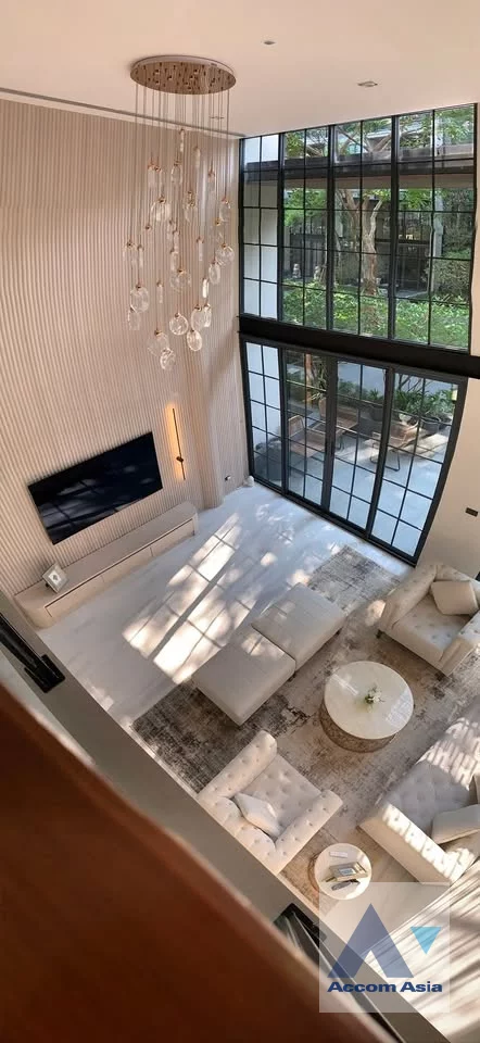 17  5 br Townhouse for rent and sale in Sukhumvit ,Bangkok MRT Sukhumvit - BTS Asok at Quarter 31 AA38605