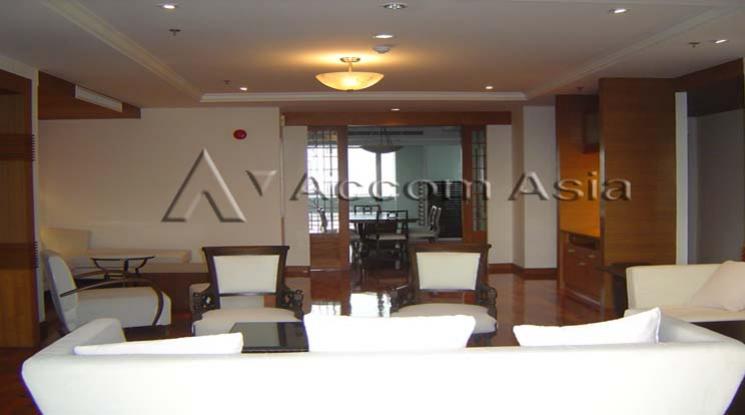 1  4 br Apartment For Rent in Sukhumvit ,Bangkok BTS Nana at Fully Furnished Apartment, Only 2 mins walk to BTS 15283