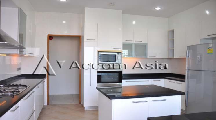 7  4 br Apartment for rent and sale in Sukhumvit ,Bangkok BTS Nana at Fully Furnished Apartment, Only 2 mins walk to BTS 15284