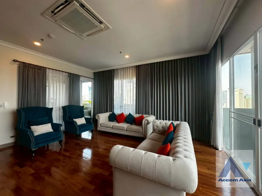 5  4 br Apartment For Rent in Sukhumvit ,Bangkok BTS Nana at Fully Furnished Apartment, Only 2 mins walk to BTS 15284