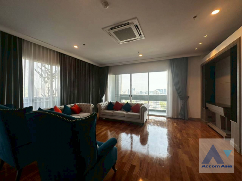 7  4 br Apartment For Rent in Sukhumvit ,Bangkok BTS Nana at Fully Furnished Apartment, Only 2 mins walk to BTS 15284