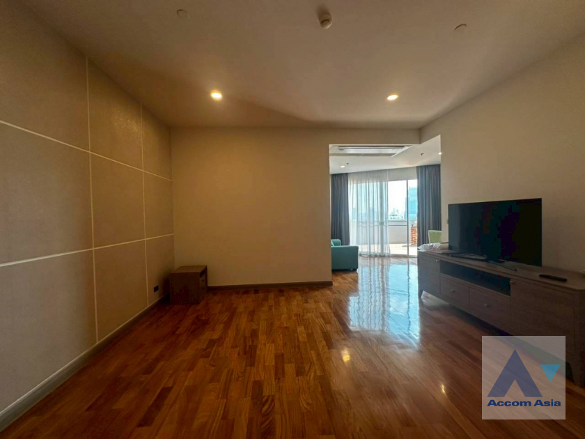 11  4 br Apartment For Rent in Sukhumvit ,Bangkok BTS Nana at Fully Furnished Apartment, Only 2 mins walk to BTS 15284