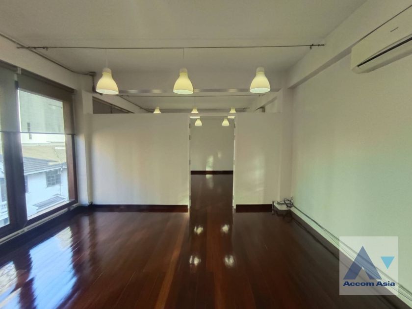 4  Office Space For Rent in Sukhumvit ,Bangkok BTS Nana AA38621