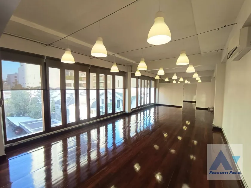  2  Office Space For Rent in Sukhumvit ,Bangkok BTS Nana AA38621