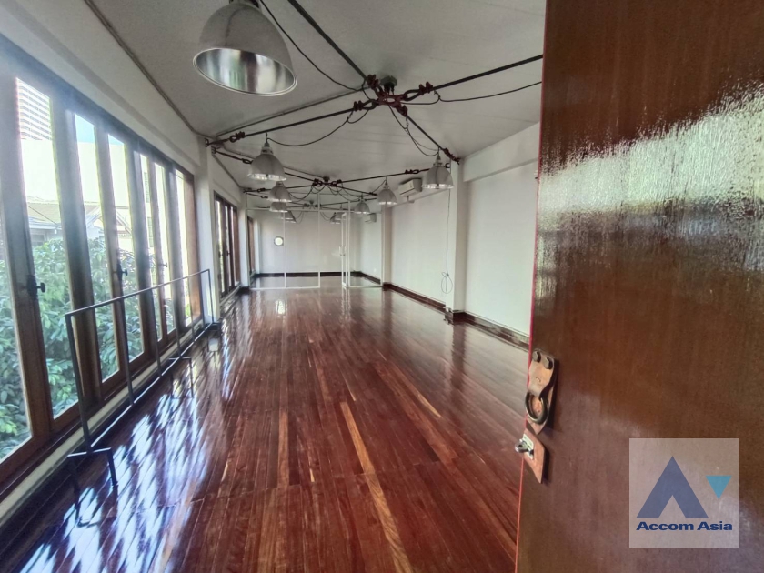  1  Office Space For Rent in Sukhumvit ,Bangkok BTS Nana AA38622