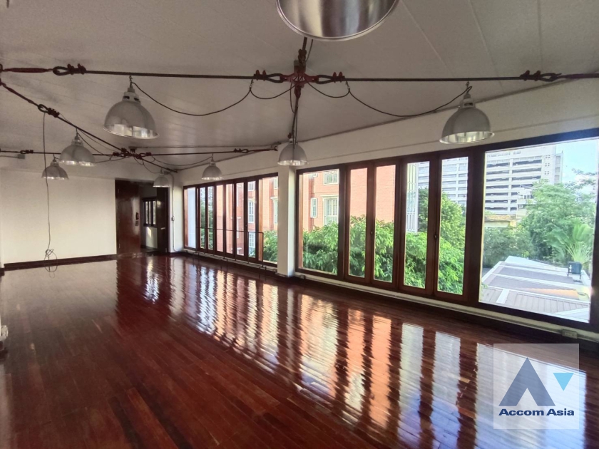 6  Office Space For Rent in Sukhumvit ,Bangkok BTS Nana AA38622