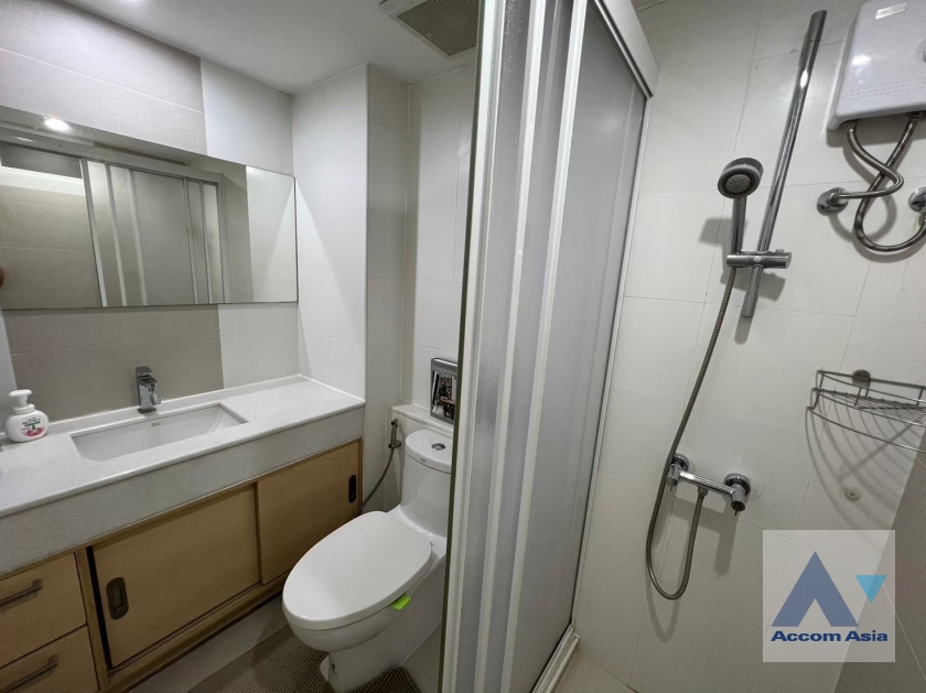 7  2 br Condominium For Sale in Sukhumvit ,Bangkok BTS Ekkamai at U Sabai Rama 4 AA38625