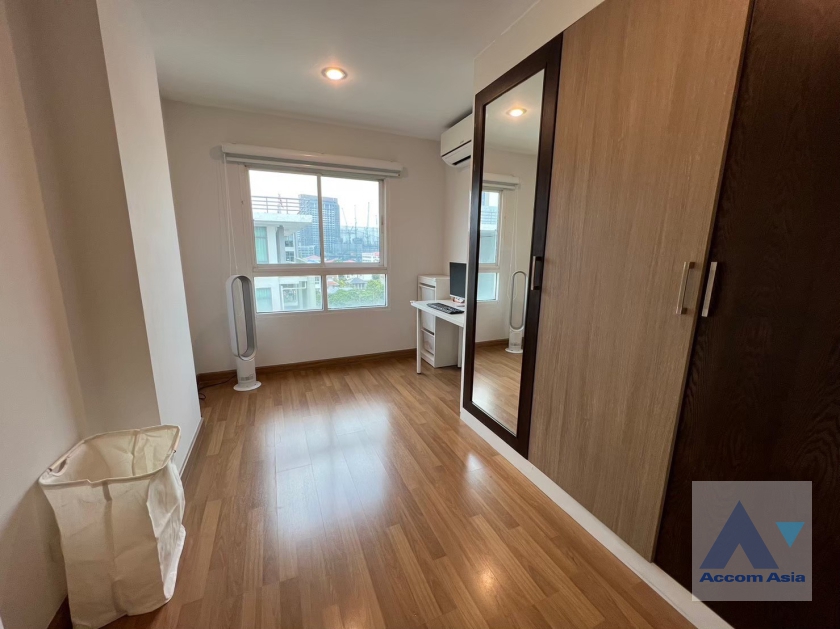 8  2 br Condominium For Sale in Sukhumvit ,Bangkok BTS Ekkamai at U Sabai Rama 4 AA38625